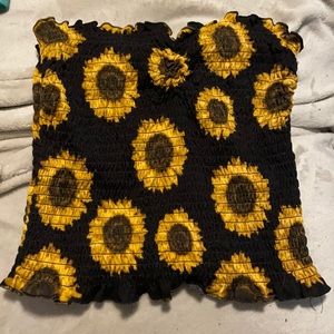 Rue21 Sunflower Stretchy Sleeveless Top